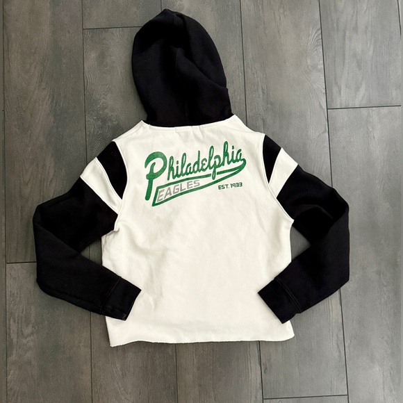 •JUNK FOOD• White & Black Philadelphia Eagles Cropped Fleece Pullover Hoodie - Picture 6 of 7